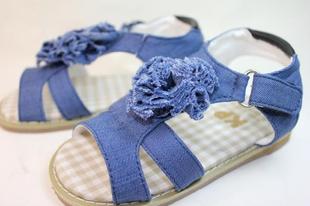  特价【日本专柜正品】KP儿童女童中童凉鞋绣花公主凉鞋童鞋