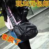 【包邮2012韩版新款】复古机车斜跨包时尚铆钉斜挎柳丁女包包P052