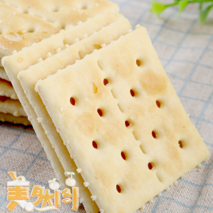  韩国进口 健康饼干 可拉奥/crown太口咸苏打饼干56g 无糖饼干