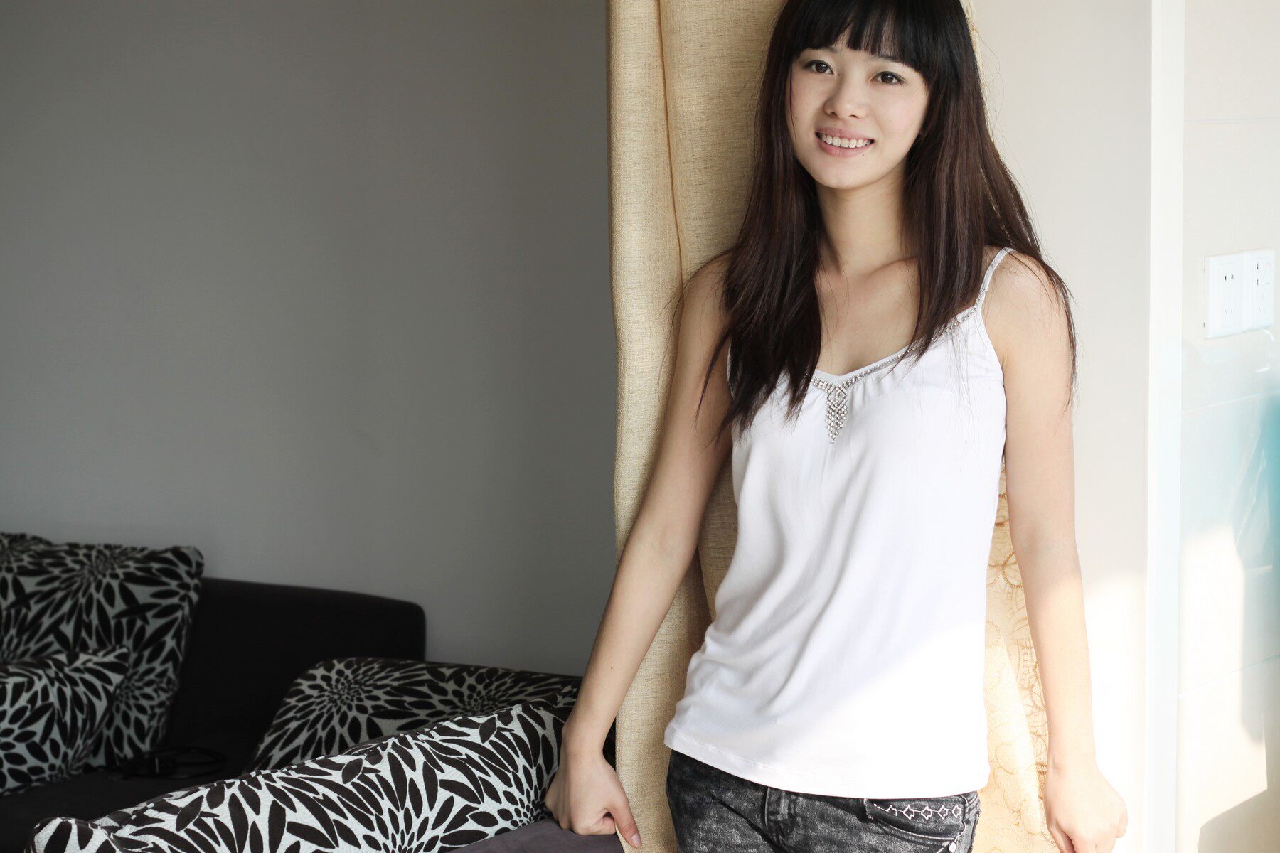 <em>吊带</em>/<em>背心</em>/抹胸,特价 伊维斯 温馨V领美体<em>背心</em>暖