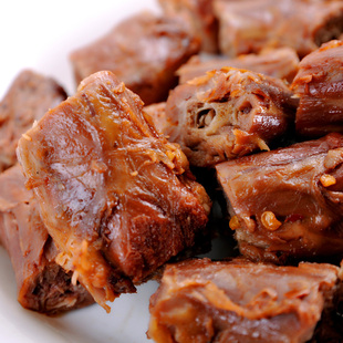  三头一掌 鸭脖子55克真空装 香辣鸭脖 好吃的美味零食 特色小吃