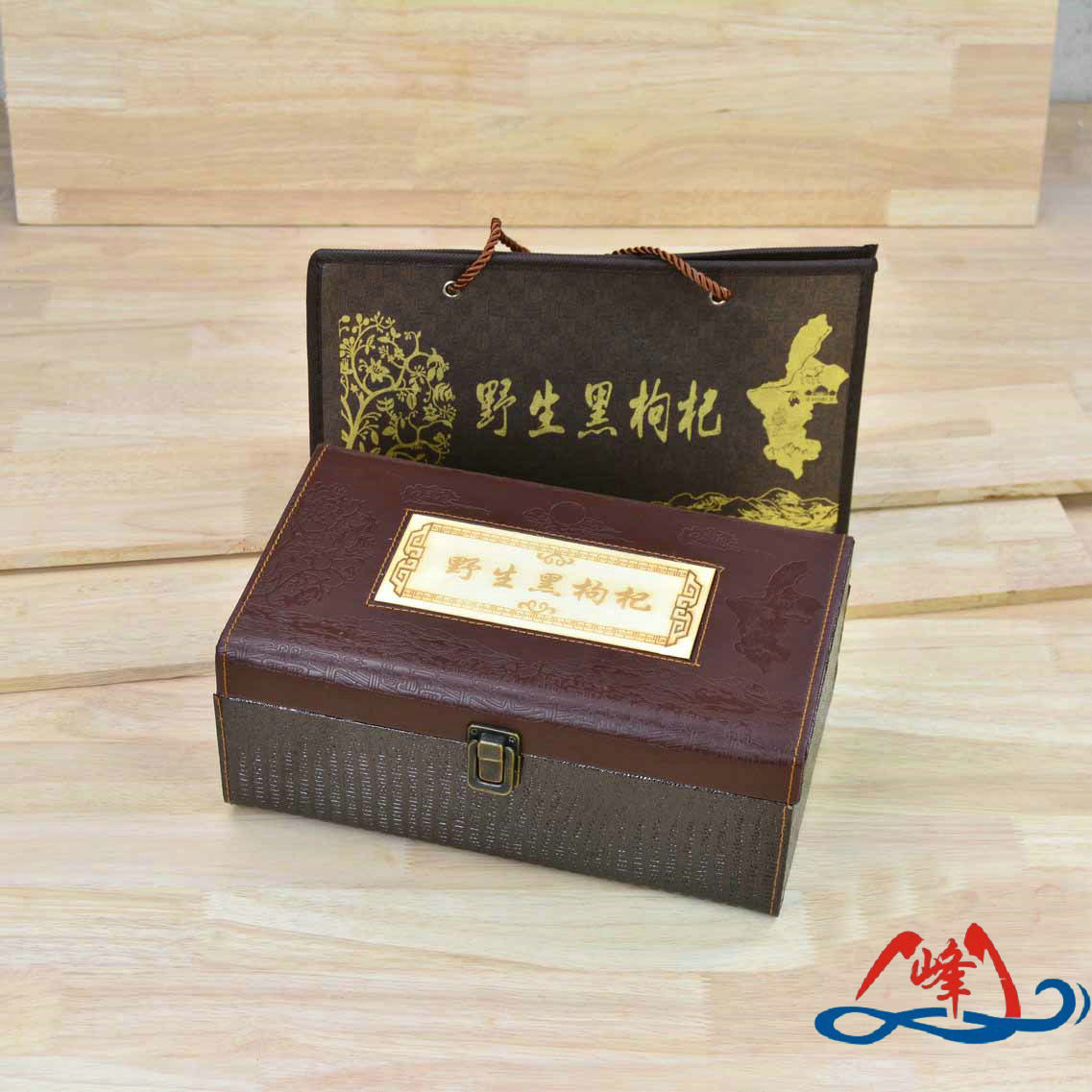 雲峰 黑枸杞包裝盒子皮盒禮品木盒子黑枸杞批發定做盒200克在類目 辦公設備/耗材/相關服務, 包裝設備/標牌及耗材, 禮品盒中 - 來自Buy2taobao.com提供專業的淘寶代購服務