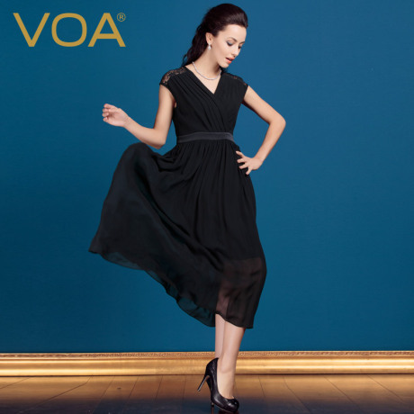 VOA 黑色真丝乔其交叉领后背蕾丝包袖高腰裹衣典雅连衣裙A0362商品大图
