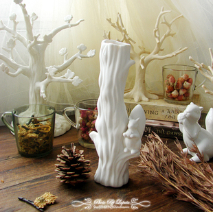 林间歌。外单外贸田园美式乡村地中海白瓷浮雕松鼠插花壁挂花瓶