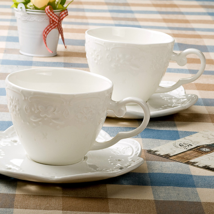 Good cargo clearance relief Madame Butterfly Bone Coffee cup and saucer Flower cup Send spoonin the Tableware , Cup/Cups/Kettle , Milk Cup/Milk Cup category - from Buy2taobao.com to provide professional Taobao agent buy service