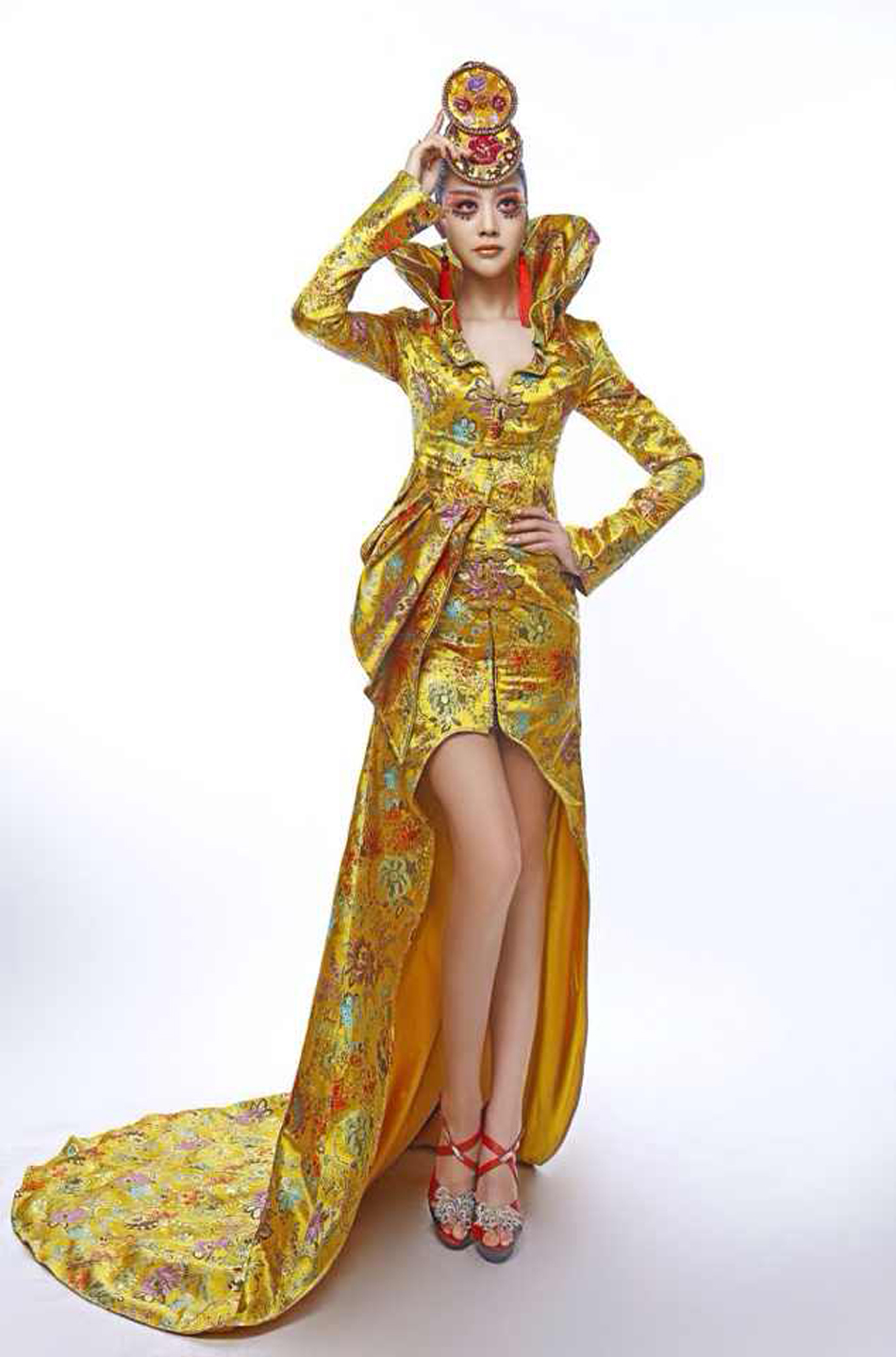 new pattern Dress custom fashion clothing KTV PR fashion have more cash than can be accounted for Evening dress Stage costumes Sexy dressin the Personalized custom/Design Services/DIY , Custom clothing bags , Custom clothing , Dress custom category - from Buy2taobao.com to provide professional Taobao agent buy service