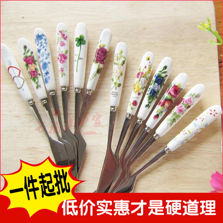 韩国餐具 骨瓷 牛油刀 不锈钢小刀 切饼刀 涂面包奶油刀 甜品在类目 餐饮具, 餐具, 西餐刀具中 - 来自Buy2taobao.com提供专业的淘宝代购服务