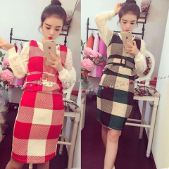 粉红色小香风短裤套装适合搭配什么颜色的打底