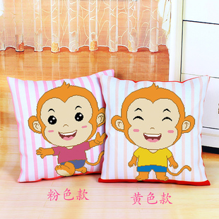 5d彩色十字绣抱枕，卡通动漫可爱动物猴子，一对卧室沙发靠垫