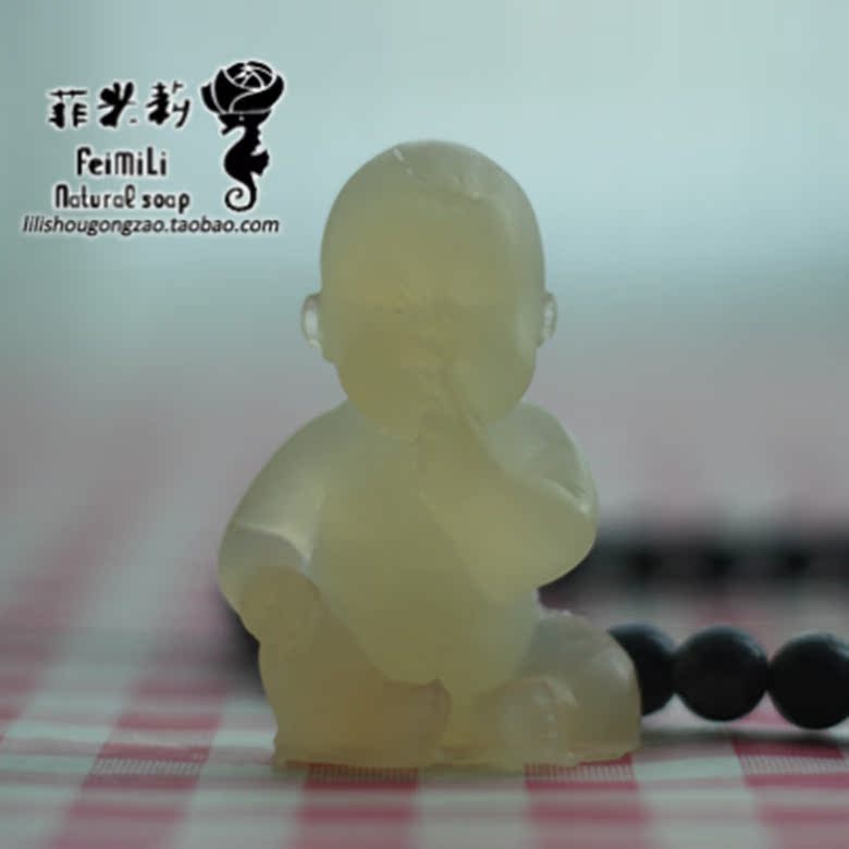 牛奶蜂蜜精油手工皂擺件香皂聽話娃娃限拍壹個在類目 美容護膚/美體/精油, 精油芳療, 手工皁/精油皁中 - 來自Buy2taobao.com提供專業的淘寶代購服務
