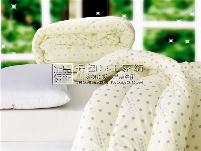 正品包郵情人草圓點商標冬被*單人雙人被子太空被芯春秋冬被1007在類目 牀上用品, 被子, 化纖被中 - 來自Buy2taobao.com提供專業的淘寶代購服務