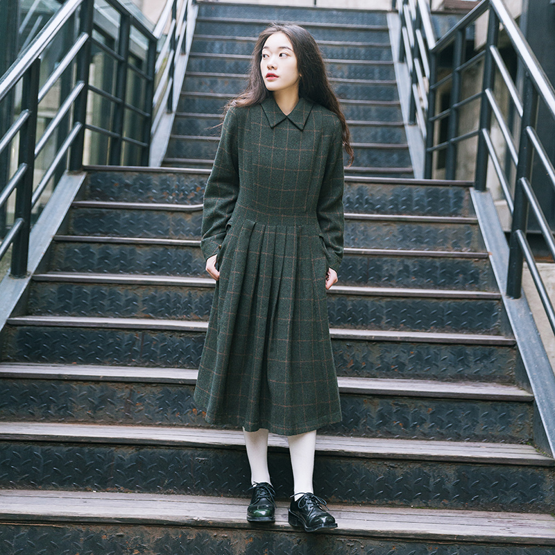 折漞渡原创 经典百搭厚实羊毛呢格子连衣裙 显