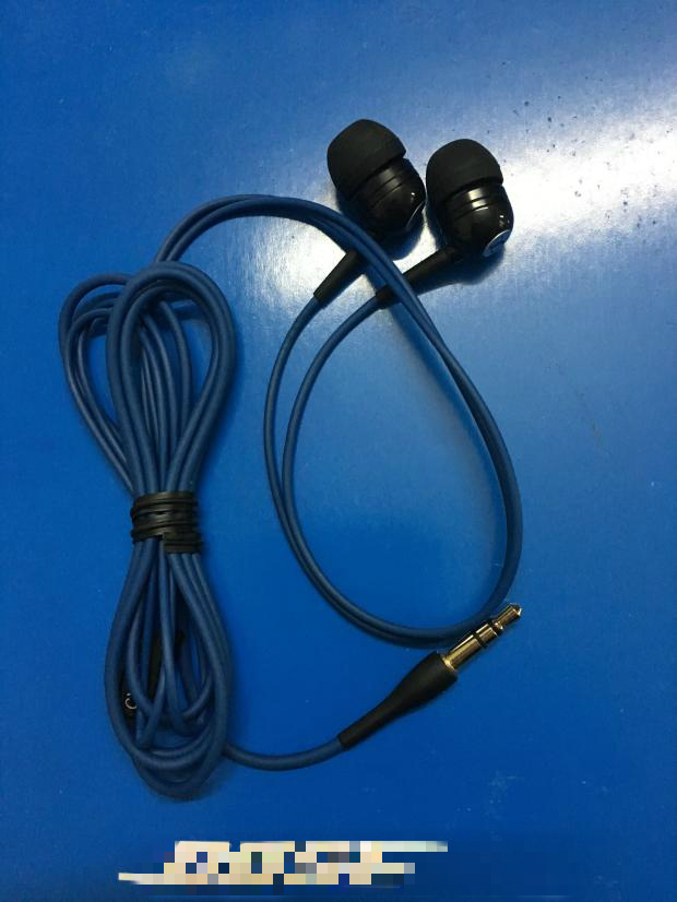 DIY入耳式小音箱小蓝线入耳耳机重低音流行睡眠塞清库存热销处理在类目 影音电器, 耳机/耳麦中 - 来自Buy2taobao.com提供专业的淘宝代购服务