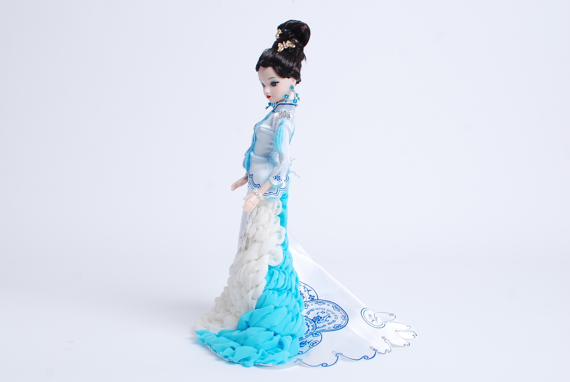 可儿 9063青花缘系列古装民族服饰白色肌关节