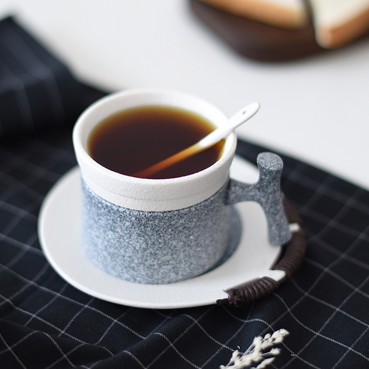 創意個性咖啡杯子 歐式陶瓷咖啡杯套裝 禮盒包裝2杯2碟送勺在類目 餐飲具, 咖啡器具, 咖啡杯中 - 來自Buy2taobao.com提供專業的淘寶代購服務