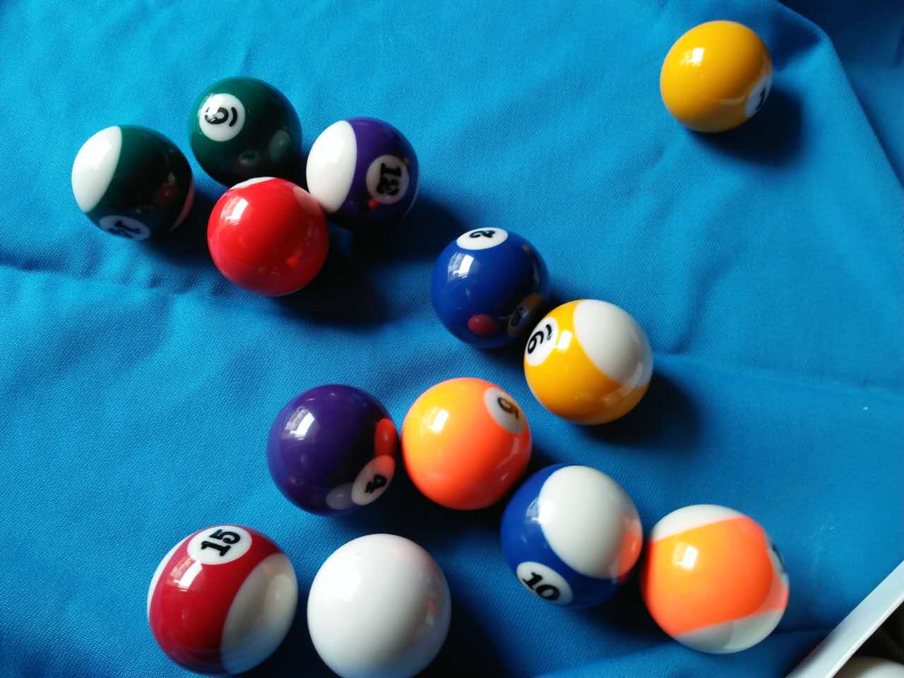 American style Large Snooker 8 Billiards Picture single Retail sale crystal Pool table Billiard Suppliesin the Sports/Yoga/Fitness/Fans supplies , Billiards , Billiards category - from Buy2taobao.com to provide professional Taobao agent buy service