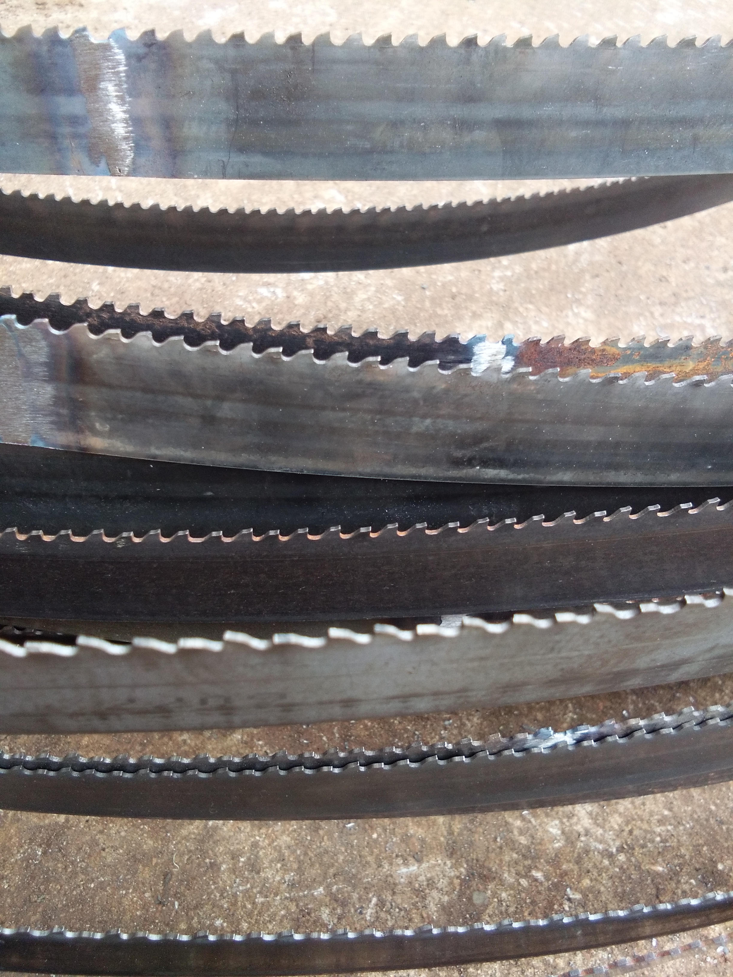 m42带锯条27*0.9*4/6抗拉齿精心修磨锯 切快持久耐用空管及小料用在类目 五金/工具, 手动工具, 锯和锯条, 机用锯条中 - 来自Buy2taobao.com提供专业的淘宝代购服务