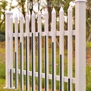 pvc护栏塑钢护栏花坛栏杆，绿化塑钢篱笆绿色，pvc围栏别墅栅栏