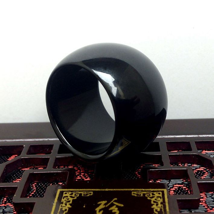 天然黑瑪瑙扳指戒指 男女款玉扳指玉指環玉石玉器 辟邪轉運在類目 珠寶/鑽石/翡翠/黃金, 其他天然玉石, 手飾中 - 來自Buy2taobao.com提供專業的淘寶代購服務