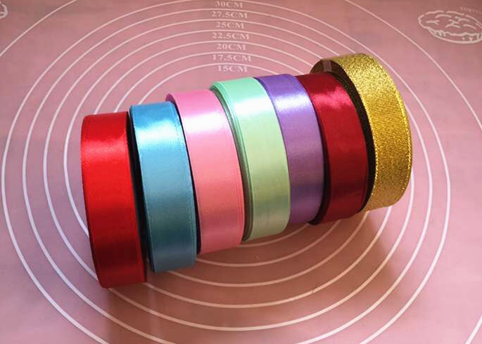 2CM colour silk ribbon Ribbon Gold and Silver With green onions Packing tape About 22 rice Cake box packing decoratein the Festive supplies/Gift , Garland category - from Buy2taobao.com to provide professional Taobao agent buy service