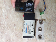 airtac4v210-08电磁阀，二手拆机8成新airtac