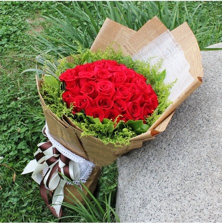 33 champagne Rose Red Rose pink Shanghai Same city Flower express Bouquet of flowers birthday Beijing Nanjing Hangzhou Suzhouin the Flower delivery/Flowers simulation/Plants gardening , Flower delivery(City) category - from Buy2taobao.com to provide professional Taobao agent buy service