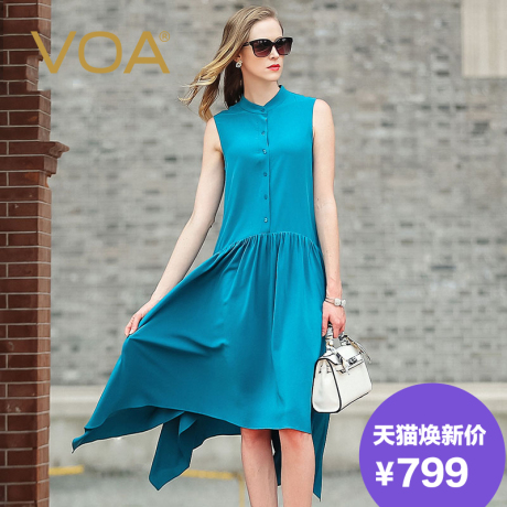 VOA 青蓝真丝双绉单排扣立领无袖一字肩宽松斜腰a型燕尾连衣裙商品大图