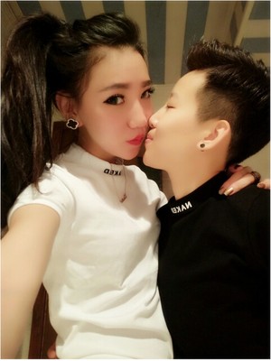 精神小伙短袖快手红人体血 紧身半袖修身打底