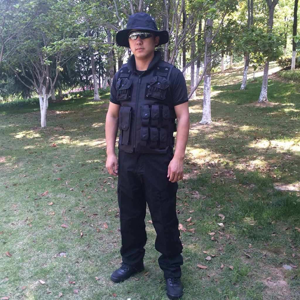 包郵戶外軍迷裝備黑色立領行馬甲作訓防護背心 男士服裝長期現貨在類目 戶外/登山/野營/旅行用品, 軍迷服飾/軍迷用品, 迷彩服/軍迷服/作訓服, 戰術背心中 - 來自Buy2taobao.com提供專業的淘寶代購服務