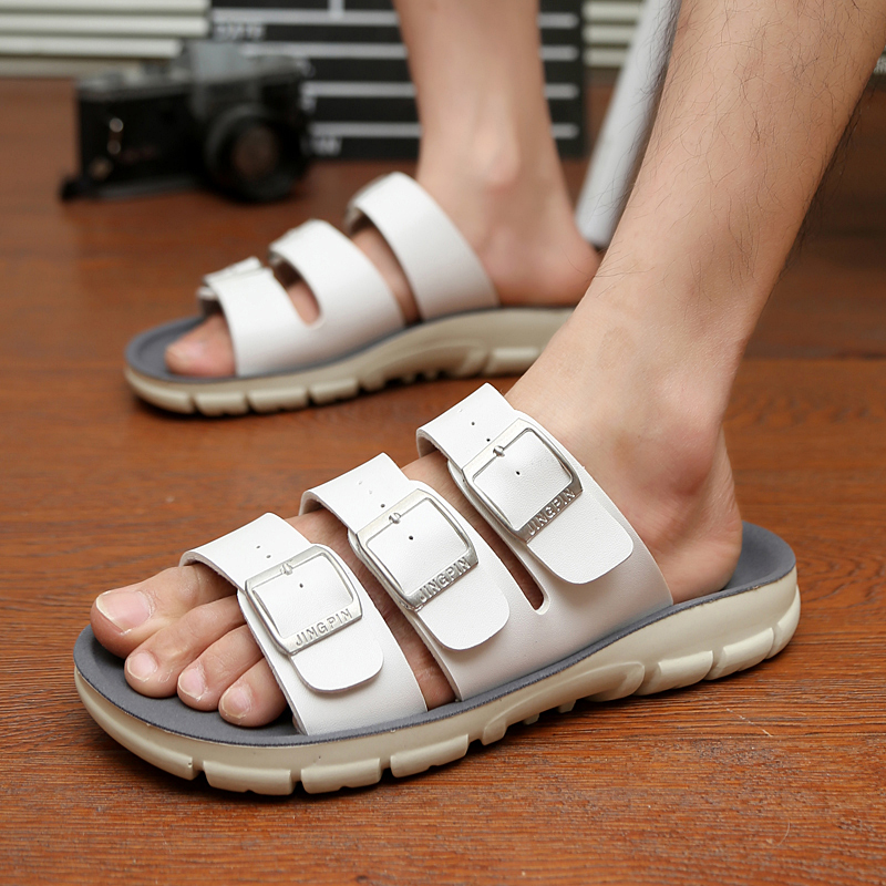 2019新款夏季男士沙灘鞋涼鞋韓版白色休閑皮涼拖時尚搭扣潮男鞋子在類目 流行男鞋, 涼鞋中 - 來自Buy2taobao.com提供專業的淘寶代購服務