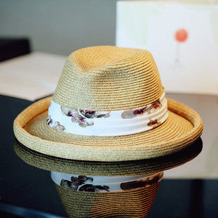 特别卷边可折叠礼帽草帽女士，夏日遮阳花朵，贴布草编礼帽太阳帽防晒