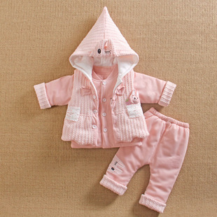 0一1岁半女宝宝装外出分体薄棉衣春秋冬款女婴儿服三件套装季外穿