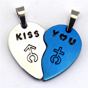 韩版爱心形情侣项链，一对价镂空男女标志，吊坠钛钢休闲配饰品stn404