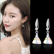 耳钉女韩国气质时尚个性百搭三角形几何奥地利水晶耳环简约短款银