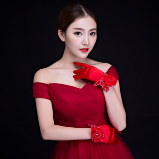 韩式新娘手套冬季结婚礼服婚纱手套短款红色全指缎面白色2021