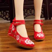 老北京女布鞋高跟绣花鞋民族风内增高女鞋坡跟新娘单鞋软底舞蹈鞋
