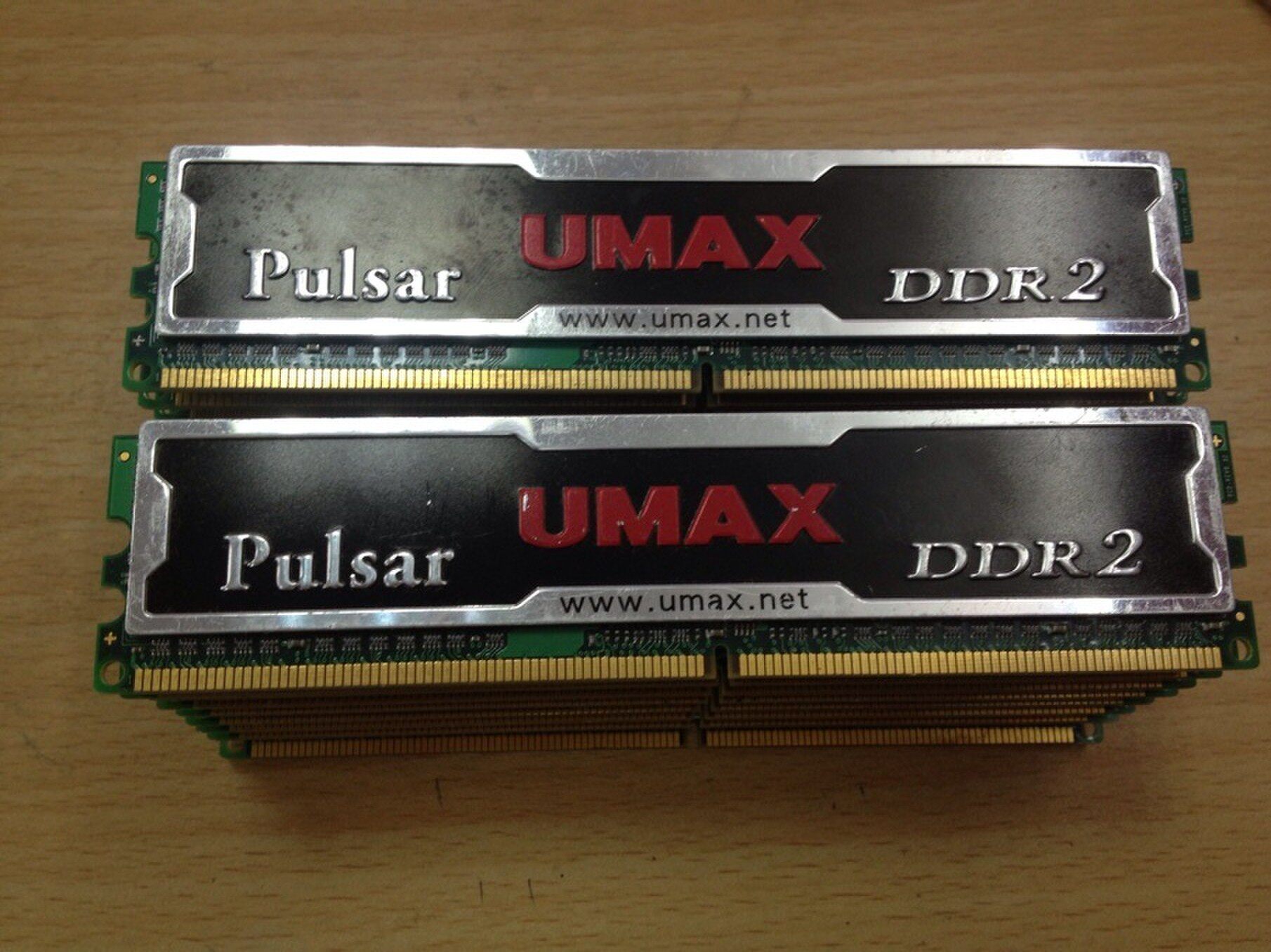 高品质UMAX DDR2 1G 800 6400<em>带马甲</em>台式机