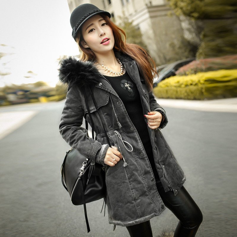 女装可拆卸兔毛领<em>中长款</em>大码<em>牛仔棉衣</em>加厚收腰