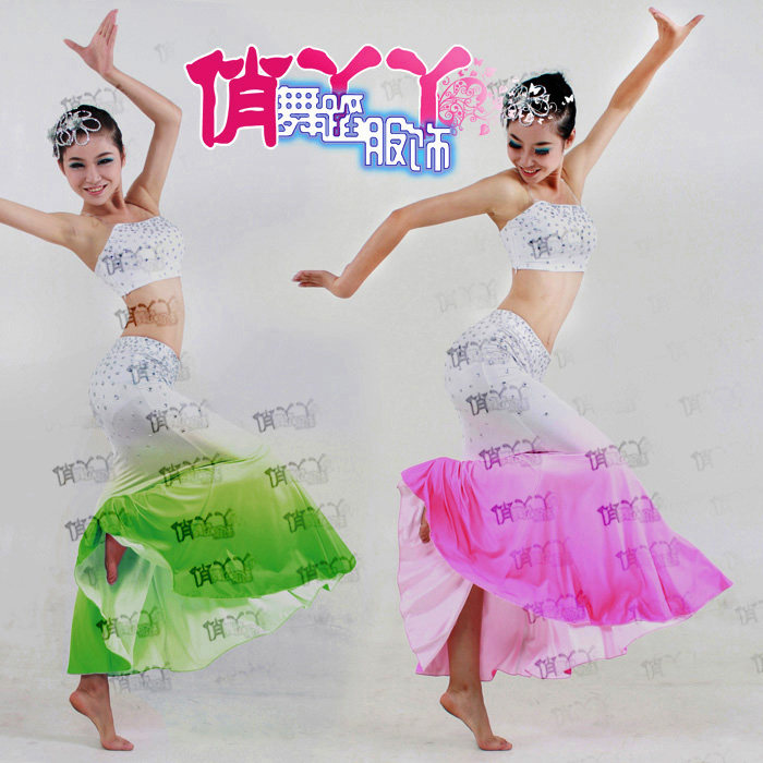 3色<em>傣族</em>舞蹈服装/<em>独舞</em>高档演出服装<em>桃李杯女子</em>