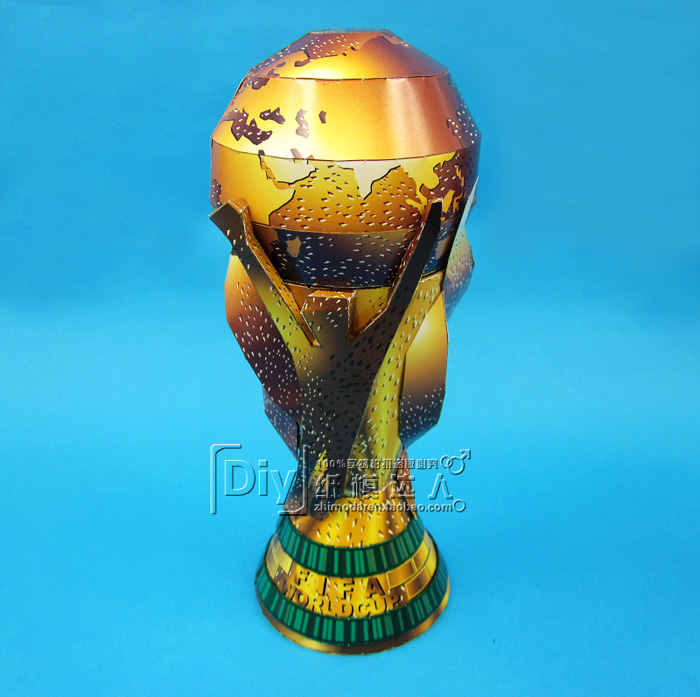 独家 精装印刷品 世界 杯足球赛冠军奖杯 大力神