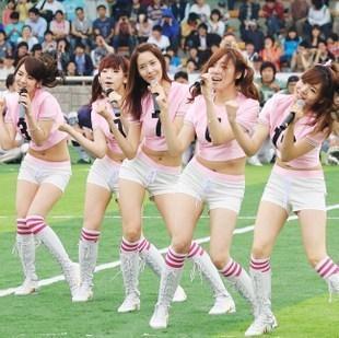 韩国<em>少女时代</em>同款跨年<em>演出</em>服粉色啦啦队舞台装