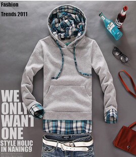 我一米六的个子。男的好瘦,该穿卫衣带帽那个