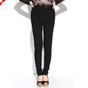 我买的打底裤穿了,大腿根处,俩条腿不一样,穿着