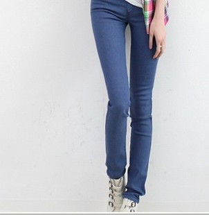 求女装牛仔裤,松紧腰带的,平时穿3尺。年龄50