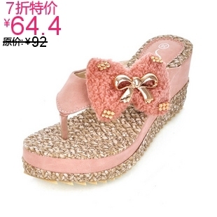 我想买双高跟拖鞋,大家有什么好的推荐,本人2