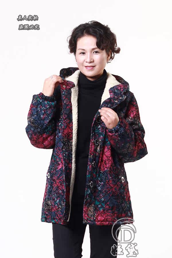 2013冬中老年棉服<em>女</em>新款妈妈装羊羔<em>毛外套加</em>