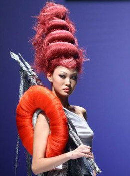 惊爆眼球 6款<em>在家</em>怎么做头型夸张<em>发型</em>颠覆传统