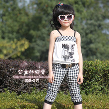 艾米夏季款艾门时尚印花吊带背心+<em>格子马裤</em>两