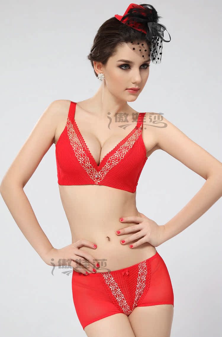 聚拢调整型<em>文胸罩</em> <em>爱慕</em>美丽/传奇<em>古今</em>/魔力丰挺