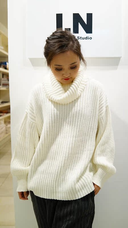 Свитер женский American Apparel AA Свитер женский American Apparel AA